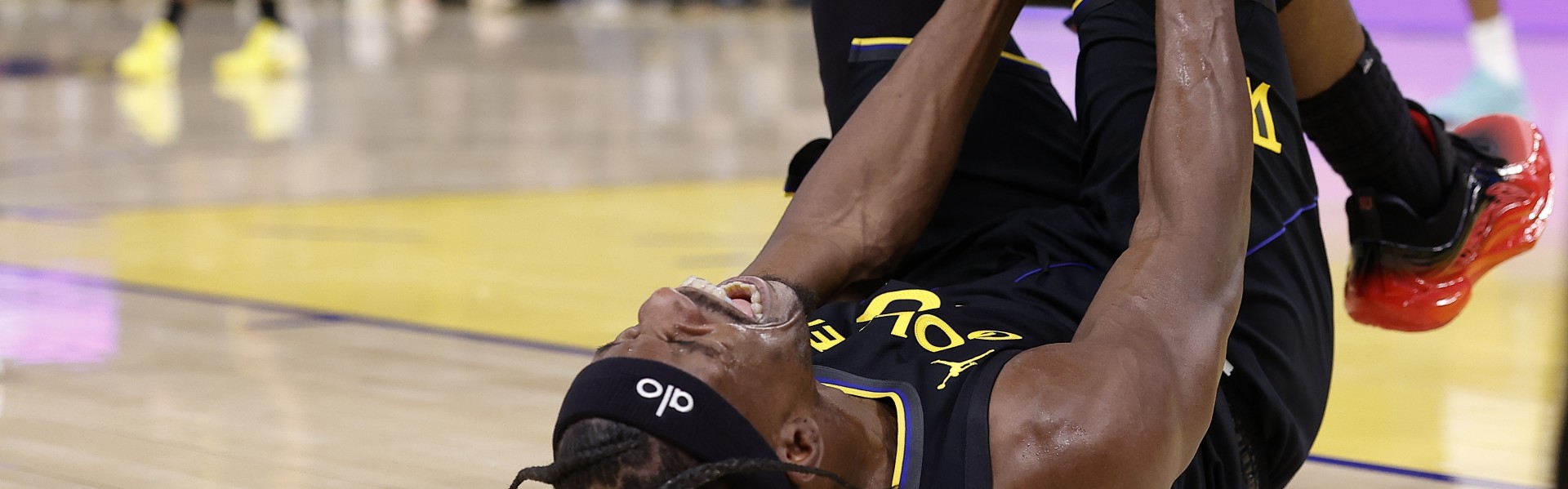 赛季报销~官方：巴特勒将于美国时间2月9日在洛杉矶进行膝盖手术